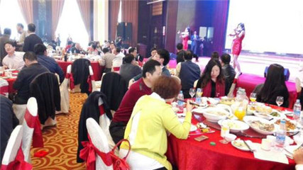 北京婚禮慶典演出公司——找飛月，開啟您獨一無二的慶典盛宴